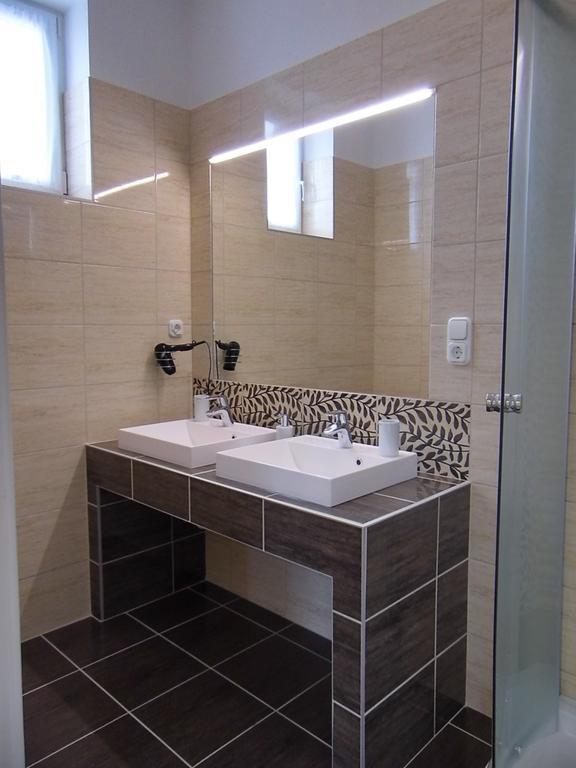 Alfa Apartman Sárvár Стая снимка
